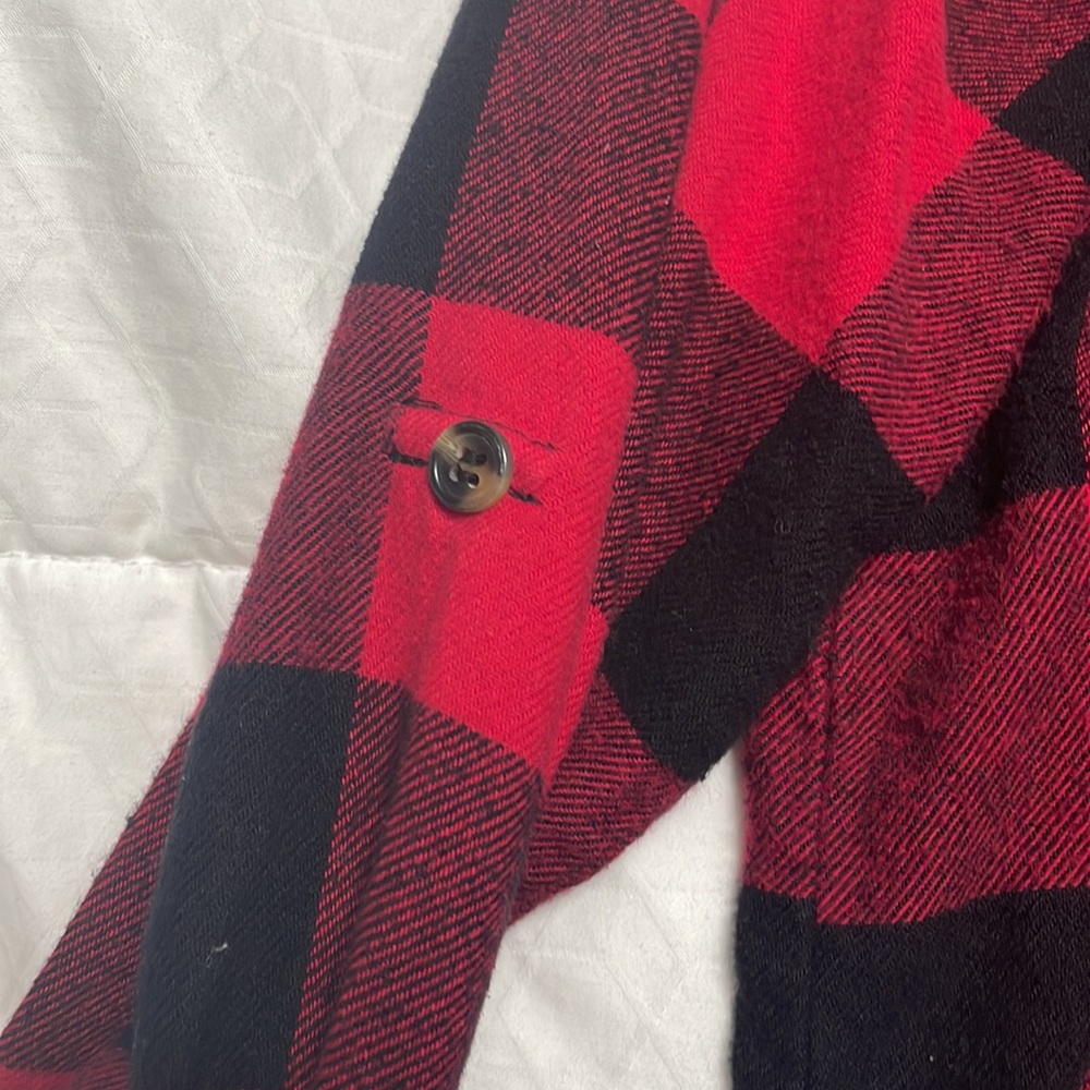 Shirt - Picture 4 of 4